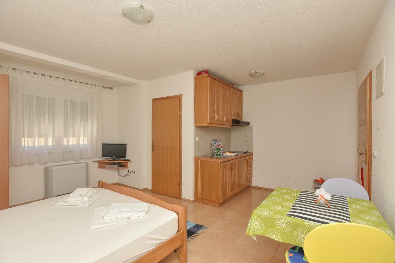 Beslic Apartments Veliko Brdo  Bagian luar foto